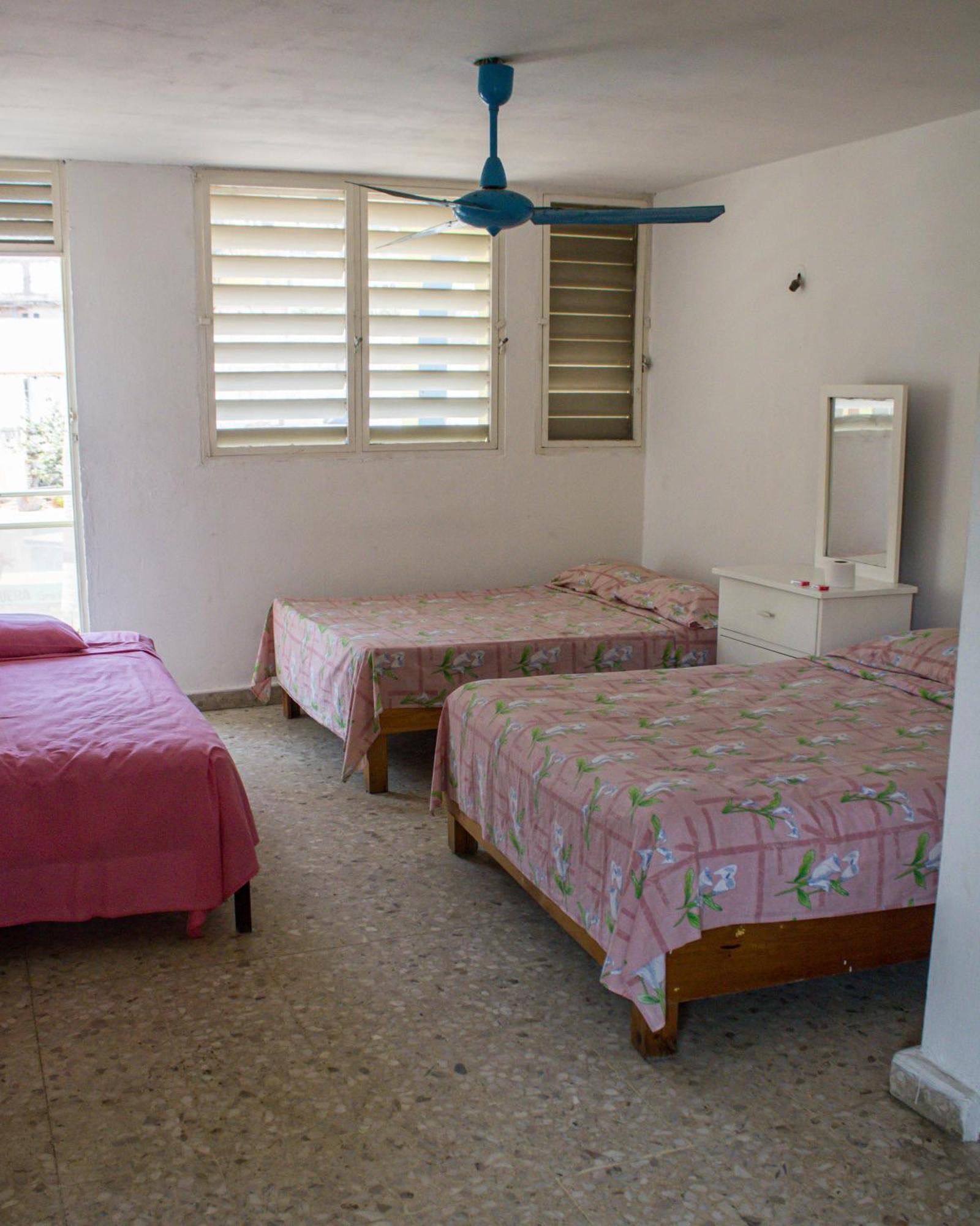 Casa De Huespedes Walton Acapulco Exterior foto